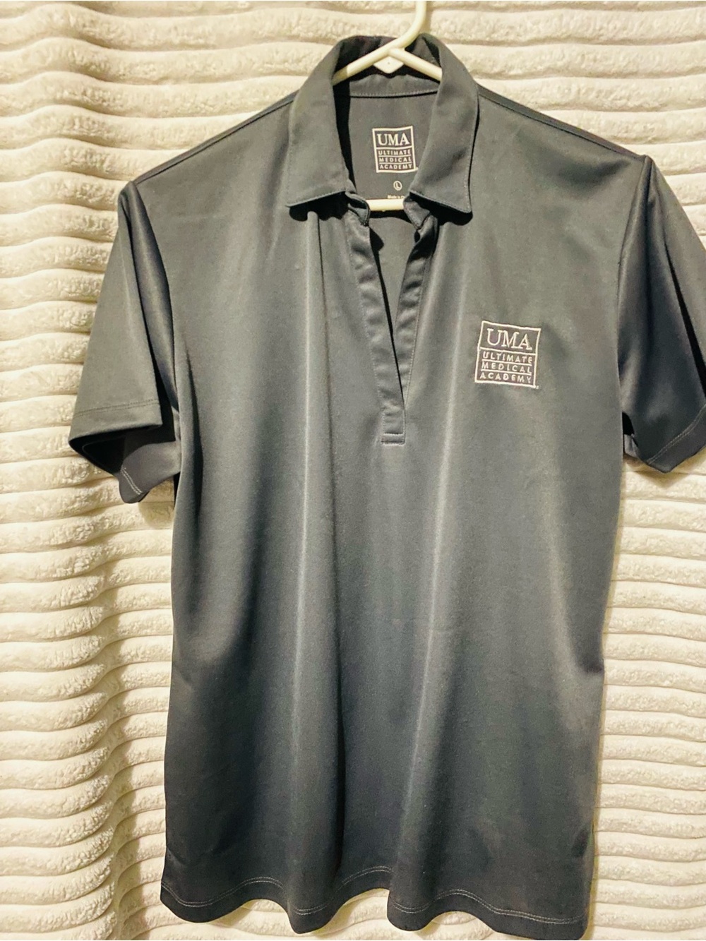 Short-Sleeve Polo Top in Gray NWOT